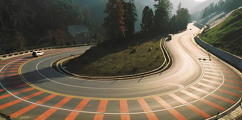彎路剎車